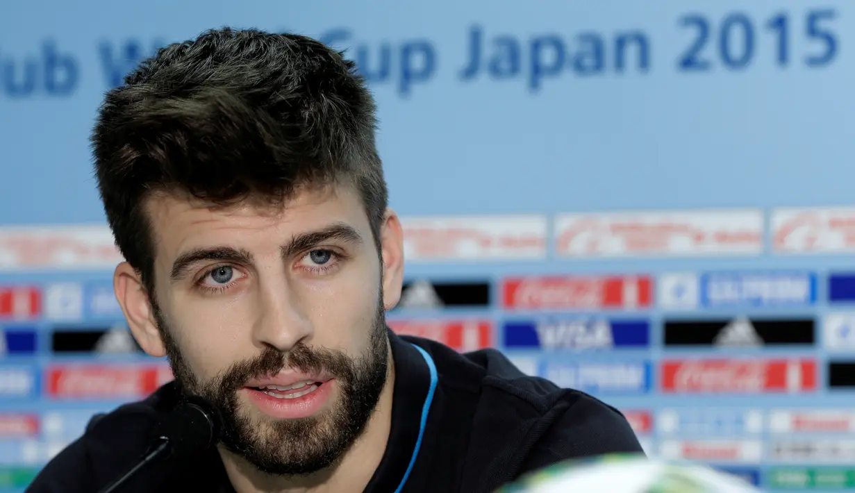Gerard Pique merupakan pacar penyanyi Kolombia, Shakira. (EPA/Kiyoshi Ota)