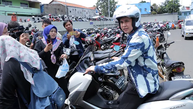 [Bintang] Billy Syahputra