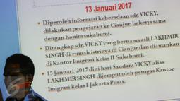 Suasana rilis sindikat internasional pemalsuan dokumen keimigrasian di Kantor Imigrasi Jakarta Pusat, Rabu, (18/1). Petugas amankan delapan orang warga negara India yang diduga melanggar pemalsuan dokumen keimigrasian. (Liputan6.com/Immanuel Antonius)