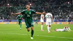 Pemain Arab Saudi Faisal Alghamdi melakukan selebrasi setelah mencetak gol ke gawang Kirgistan pada pertandingan sepak bola Grup F Piala Asia di Stadion Ahmad Bin Ali, Doha, Qatar, Minggu (21/1/2024). (AP Photo/Aijaz Rahi)
