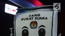 Maskot  Pemilu 2019 bernama Sang Sura saat diperkenalkan KPU di Monas, Jakarta, Sabtu (21/4). Peluncuran dimeriahkan dengan Pagelaran Seni Budaya Menyongsong Pemilu 2019 guna memilih pemimpin terbaik. (Merdeka.com/Imam Buhori)