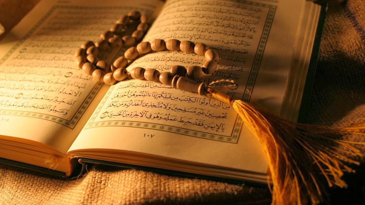 Ini Manfaat Mendengarkan Al-Qur'an saat Tidur yang Dibuktikan Ahli, Kata Syekh Ali Jaber