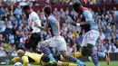 Daniel Sturridge mencetak gol pada pertandingan Liga Inggris antara Aston Villa melawan Liverpool di Stadion Villa Park , Birmingham Sabtu 24 Agustus 2013. (AFP/Olly Greenwood)