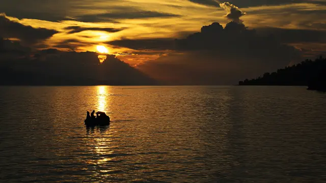 Ilustrasi Danau Toba