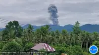 Gunung Dukono 3 Kali Erupsi Senin Pagi 26 Mei 2025, Kolom Abu Letusan Capai 1.600 Meter