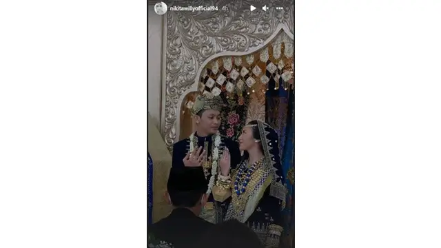 6 Momen Akad Nikah Winona Adik Nikita Willy, Memesona Pakai Busana Adat Minang
