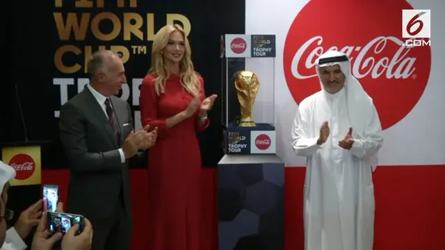 VIDEO: Penampakan Trofi Piala Dunia Tiba di Dubai