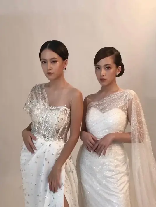 Hasya dan Zara tampil cantik nan anggun dalam balutan gaun pengantin putih dari Laviena Wedding Gallery. @lavienaweddinggallery.
