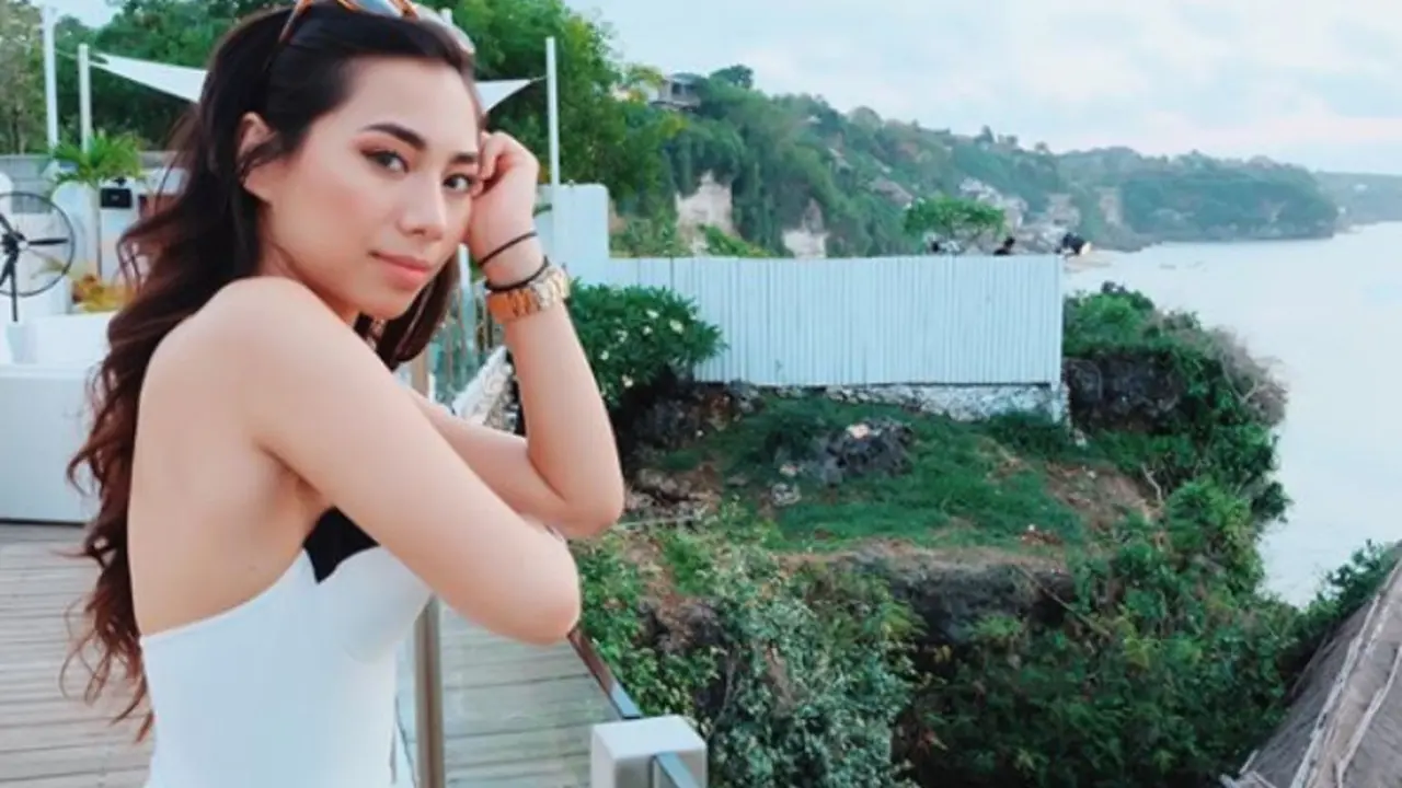 5 Rahasia Tetap Cantik ala Beauty Vlogger Abel Cantika