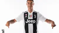Cristiano Ronaldo diperkenalkan sebagai pemain Juventus pada Senin (16/7/2018). (dok. Juventus.com)