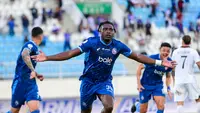 Comeback Dramatis Arema FC! Tertinggal Dua Gol, Singo Edan Selamatkan Diri dari Kekalahan Lawan Bhayangkara FC