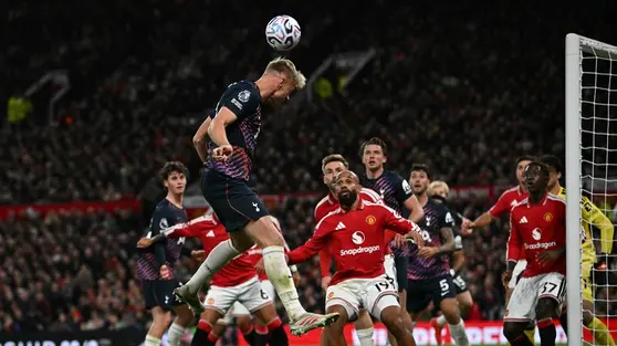 Manchester United Gagal Menang, Gol Solanke di Injury Time Selamatkan Tottenham
