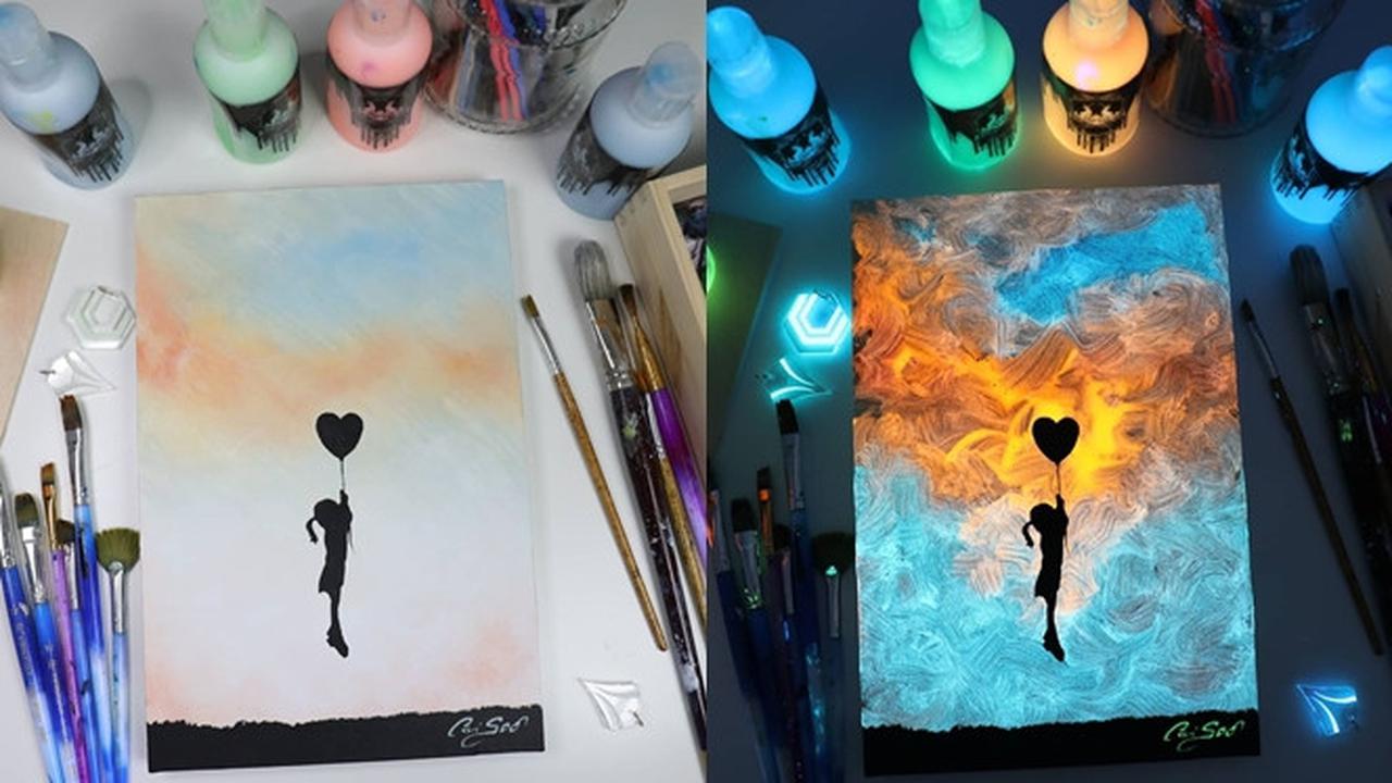 Gunakan Teknik Khusus, 6 Lukisan Ini Tampak Bersinar dalam Keadaan Gelap