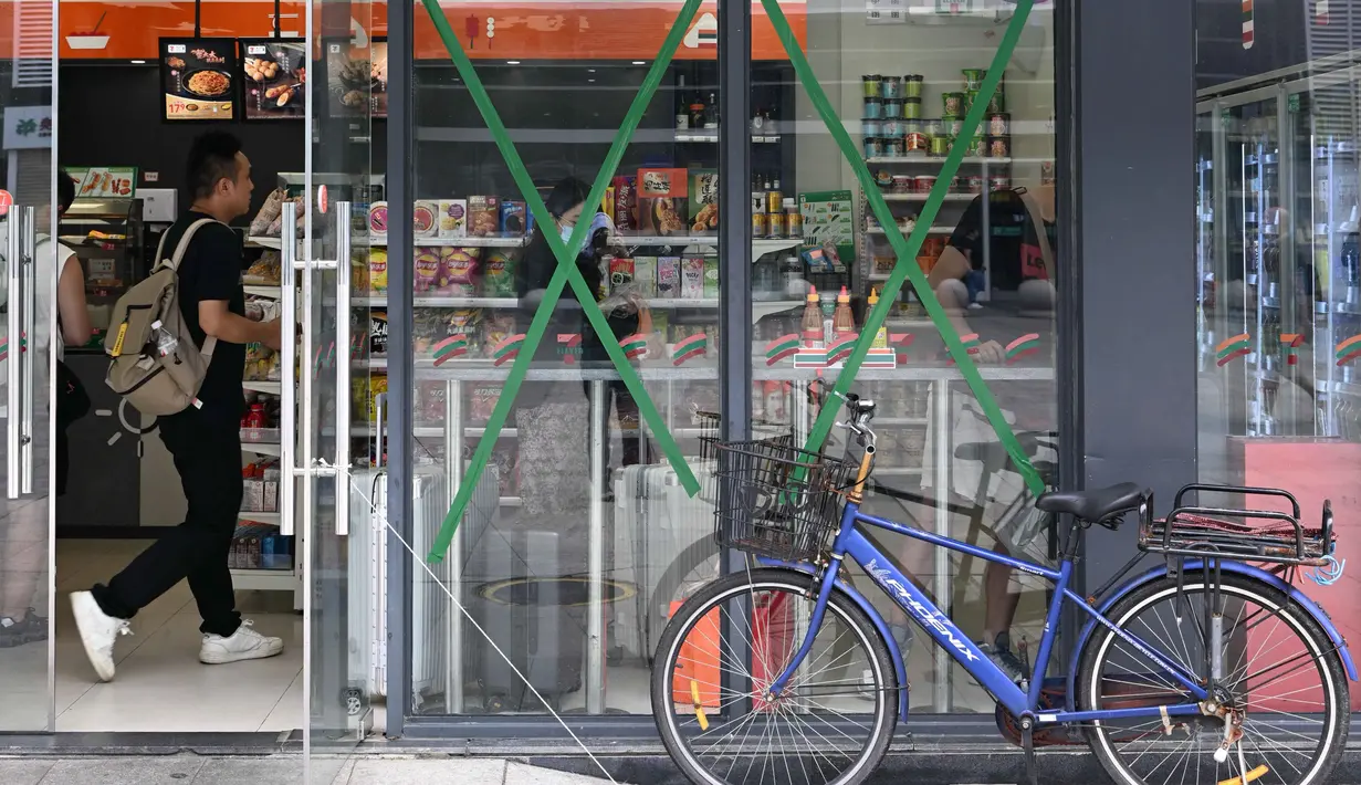 Topan Super Ragasa melintasi Laut Cina Selatan, setelah sebelumnya menghantam sebagian Filipina, membuat satu orang tewas. (Adek BERRY/AFP)