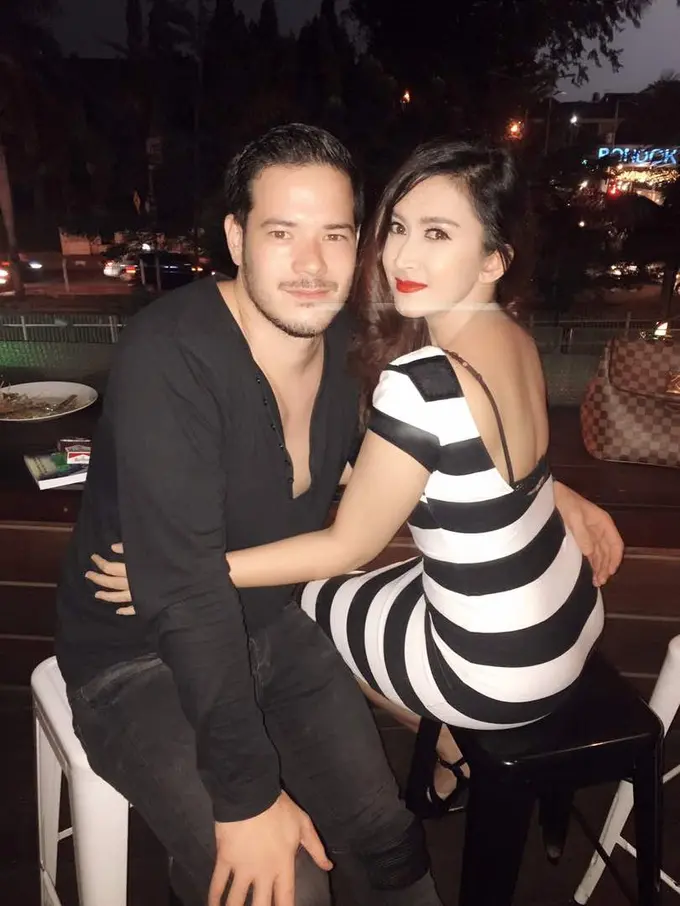 [Bintang] Nafa Urbach dan Zack Lee