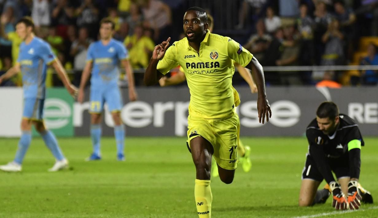 3. Cedric Bakambu (Villarreal) - 9 Gol (1 Penalti). (AFP/Jose Jordan)
