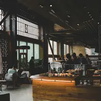 Ilustrasi kafe. (dok. Unsplash/RR Abrot)