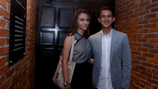 [Bintang] Dahlia Poland dan Fandy Christian