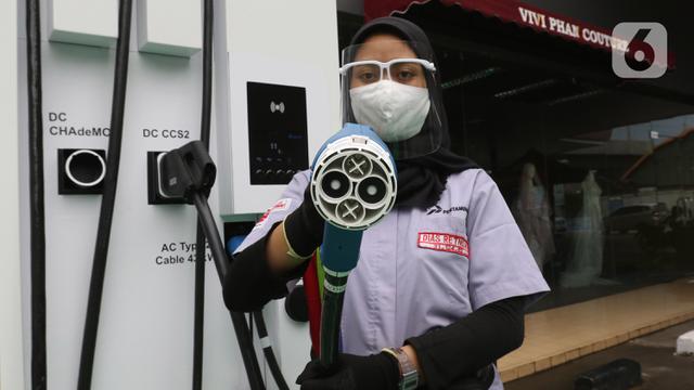 Pertamina Siapkan Stasiun Pengisian Kendaraan Listrik Umum