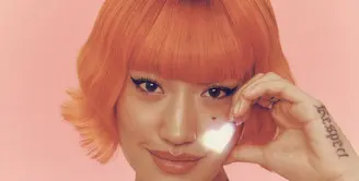 Belakangan ini medsos dipenuhi dengan postingan tentang DJ bernama Peggy Gou. [Instagram @peggygou_]