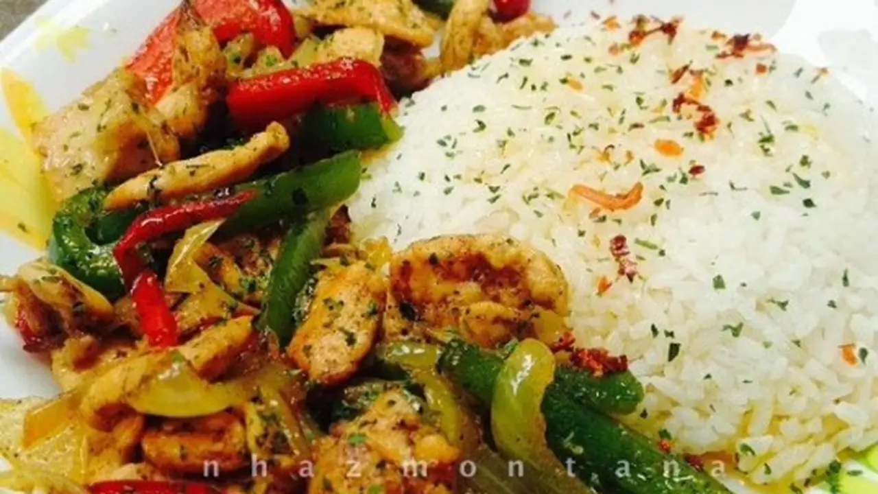 Menu Maksi: Renyahnya Ayam Paprika