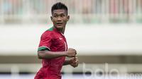 Striker Persela Lamongan, Nur Hardianto mencetak satu gol saat Timnas Indonesia kalah 1-3 dari Myanmar. (Bola.com/Vitalis Yogi Trisna)