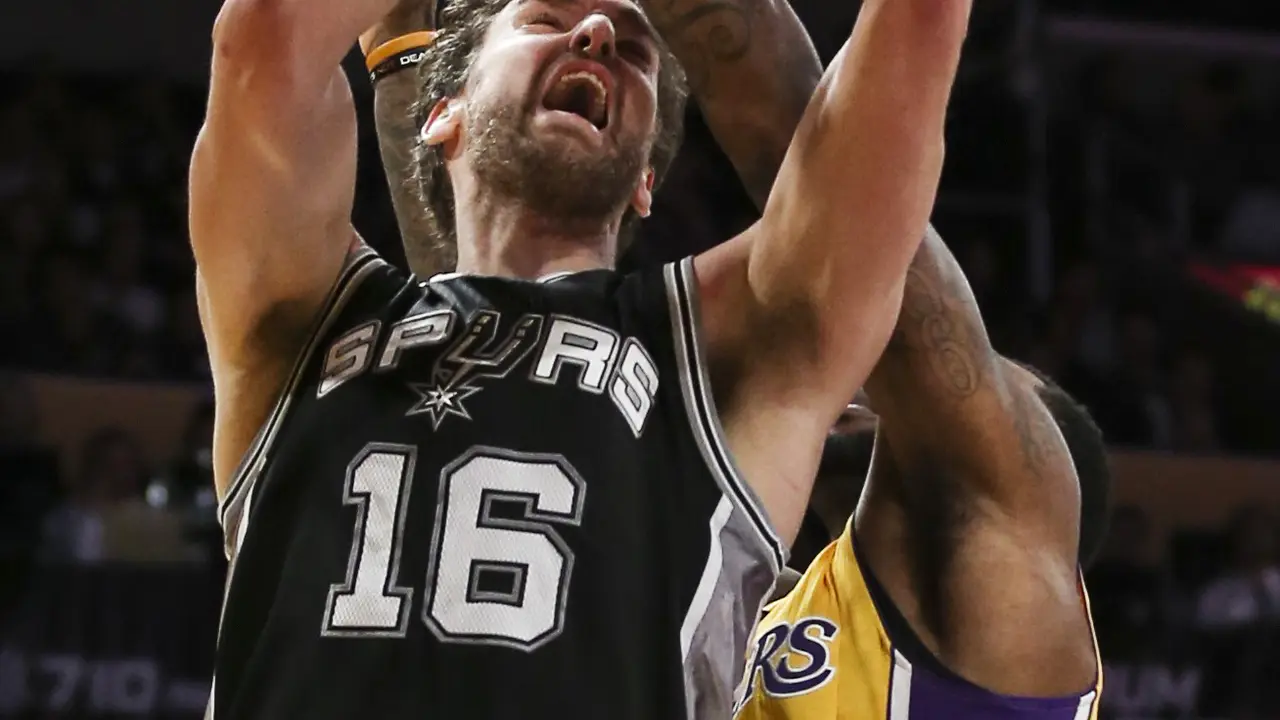 San Antonio Spurs, Pau Gasol 