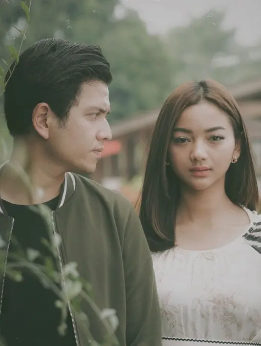 Sebagaimana diketahui, keduanya selama ini terlibat dalam sinetron Ikatan Cinta. Benih cinta pun semakin tumbuh di lokasi syuting. (Instagram/abudherypastrana)