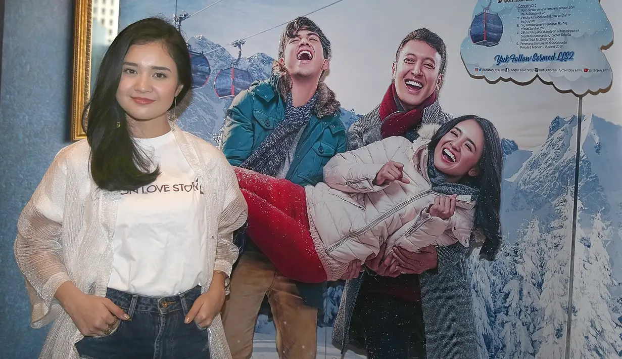 "Alhamdulillah chemistry udah enak, tinggal mengenang apa yang udah kita lakuin tahun lalu (di film London Love Story)," ungkap Michelle Ziudith saat berbincang dengan Bintang.com di SCTV Tower, Selasa (31/1/2017). (Savana Alaydrus/Bintang.com)