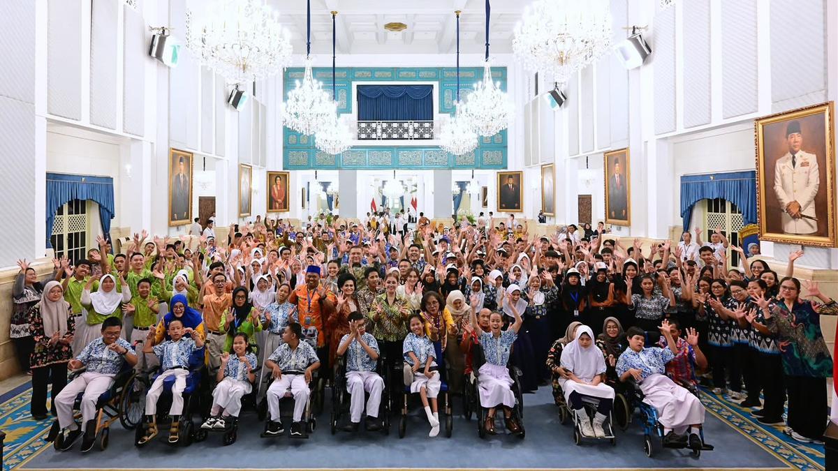Momen Ceria Ratusan Siswa Disabilitas Diajak Keliling Istana