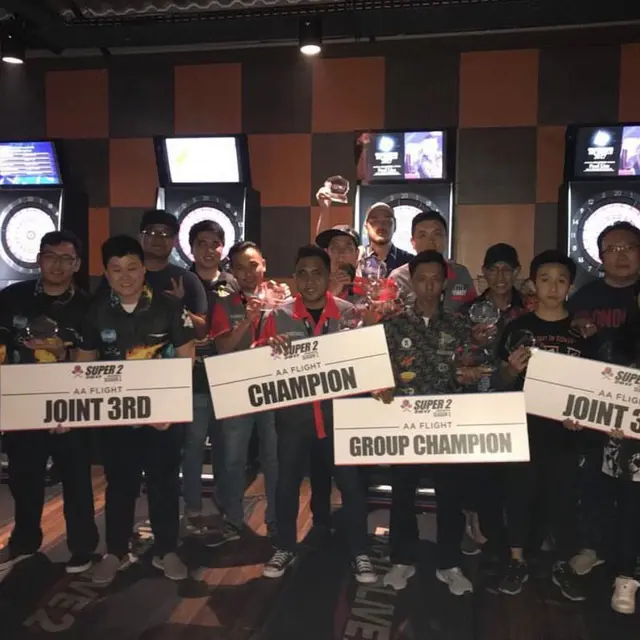 Black Darts Club