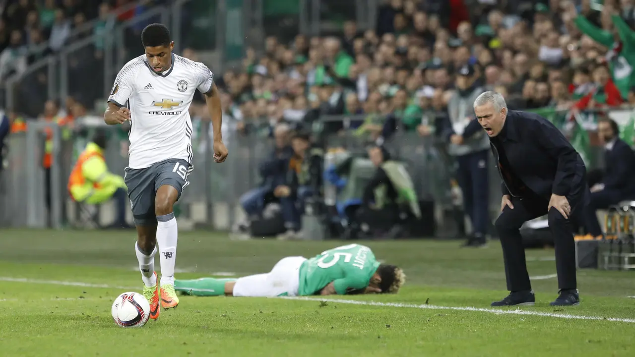 Manchester United (MU)