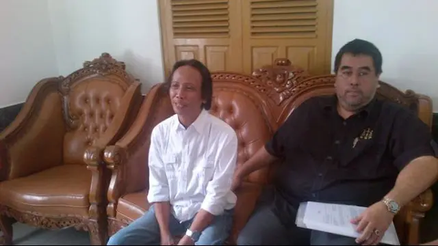News Flash : Sidang Perdana Kasus Korupsi TVRI, Mandra Terancam 20 Tahun Penjara