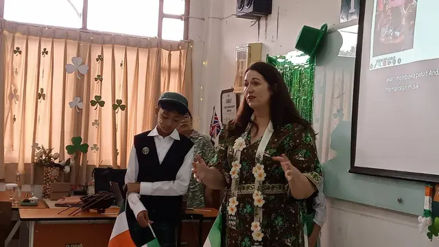 Sesi pemaparan oleh Dubes Irlandia untuk Indonesia, ASEAN dan Timor-Leste, Sharon Lennon