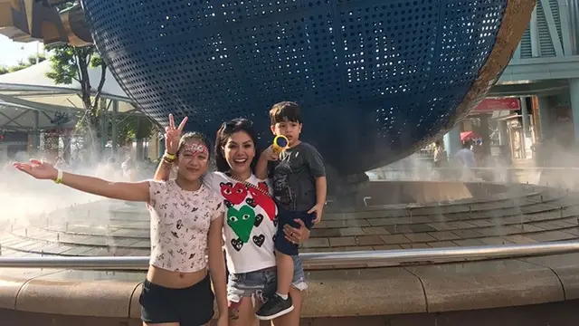 Kembali Jadi Single Parent, Ini 7 Momen Kebersamaan Nikita Mirzani dan Anak-anaknya