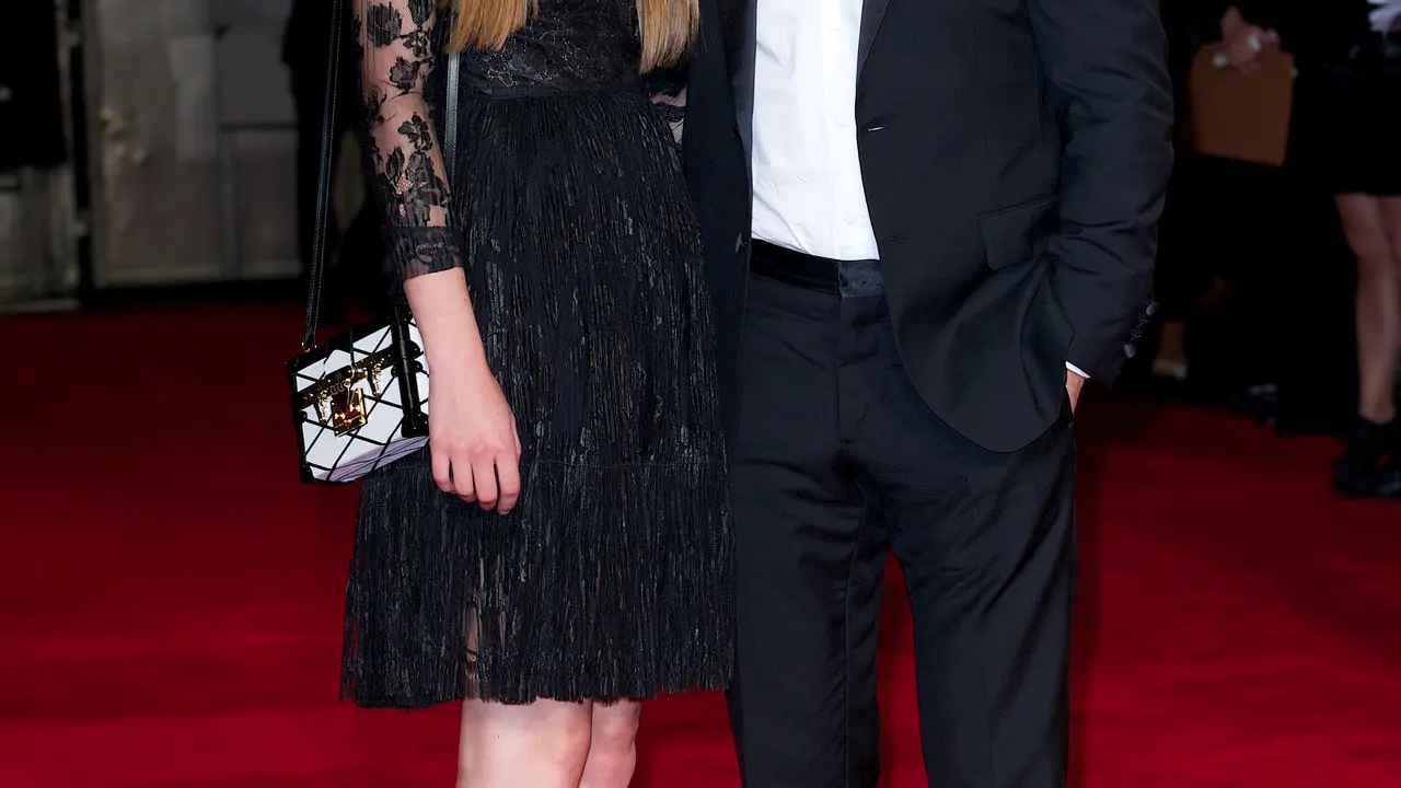 Shia LaBeouf dan Mia Goth