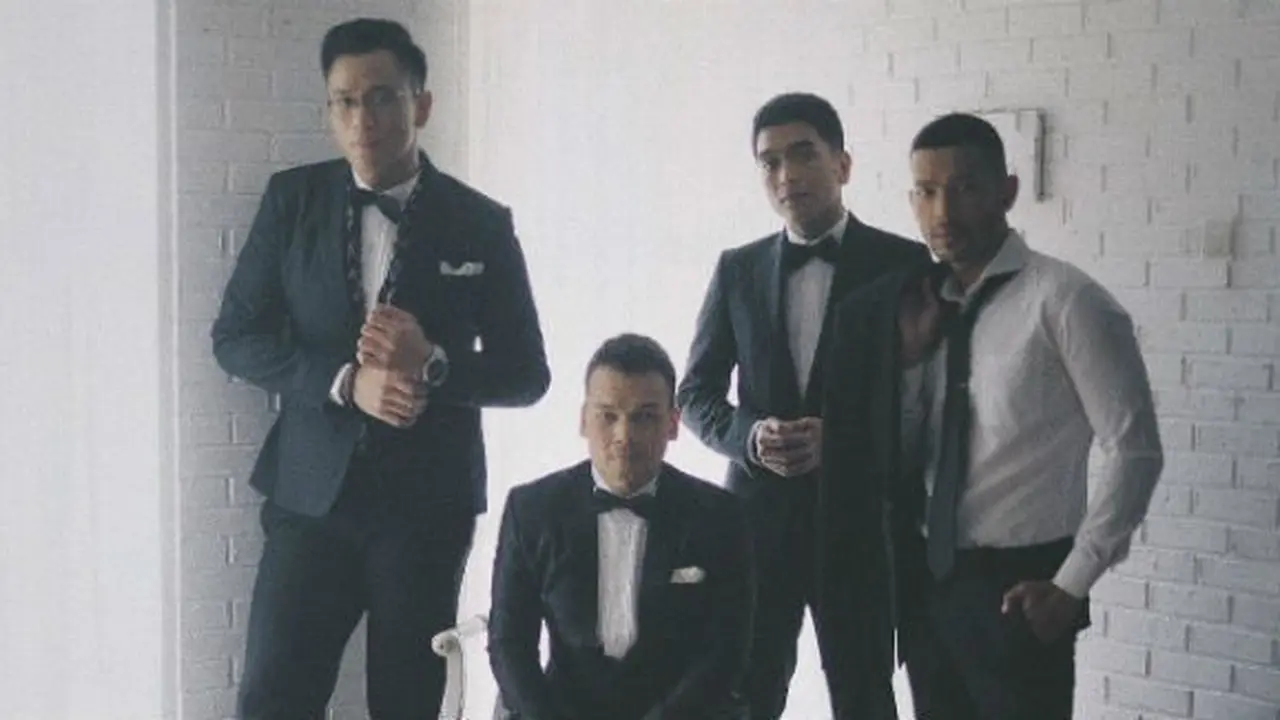 The Brocasters/Dok.The Brocasters