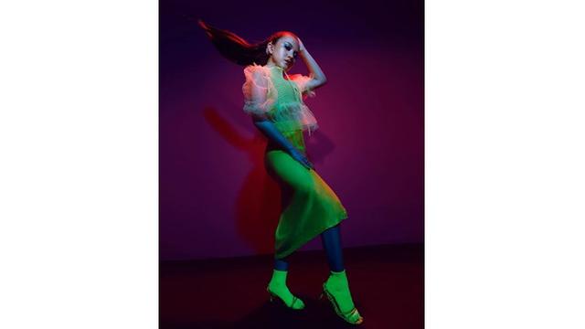 Biasa Tampil Natural, Ini 6 Potret Marsha Aruan dengan Makeup Tebal