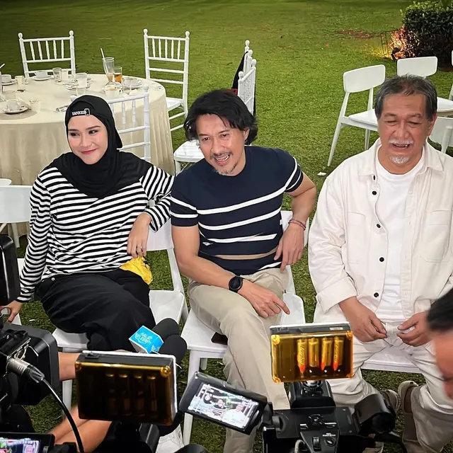 Reuni pemain Para Pencari Tuhan dari Jilid Pertama (Foto: Instagram zaskiadyamecca)
