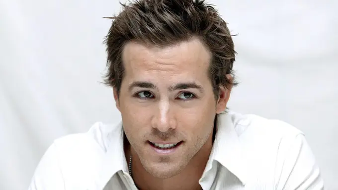 [Bintang] Ryan Reynolds