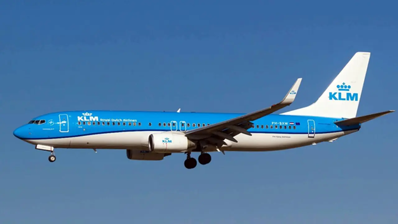 Maskapai KLM Tetap Setia Mengudara di Indonesia