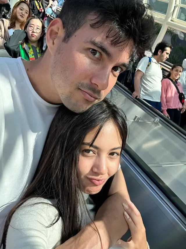Deretan Foto Mesra Aurelie Moeremans dan Tyler Bigenho yang Doyan Selfie Bareng (credit: instagram/drtylerbigenho)