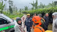 Hujan Deras Hambat Pencarian Korban Longsor di Cisarua Bandung Barat