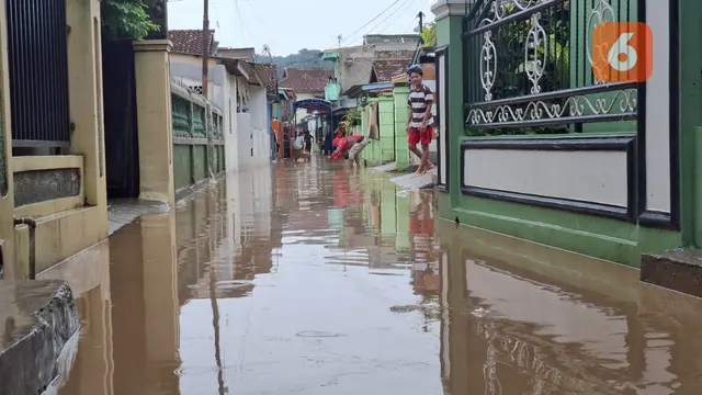 Seribuan rumah warga di Kecamatan Panjang, Bandar Lampung terendam banjir. Foto : (Liputan6.com/Ardi).