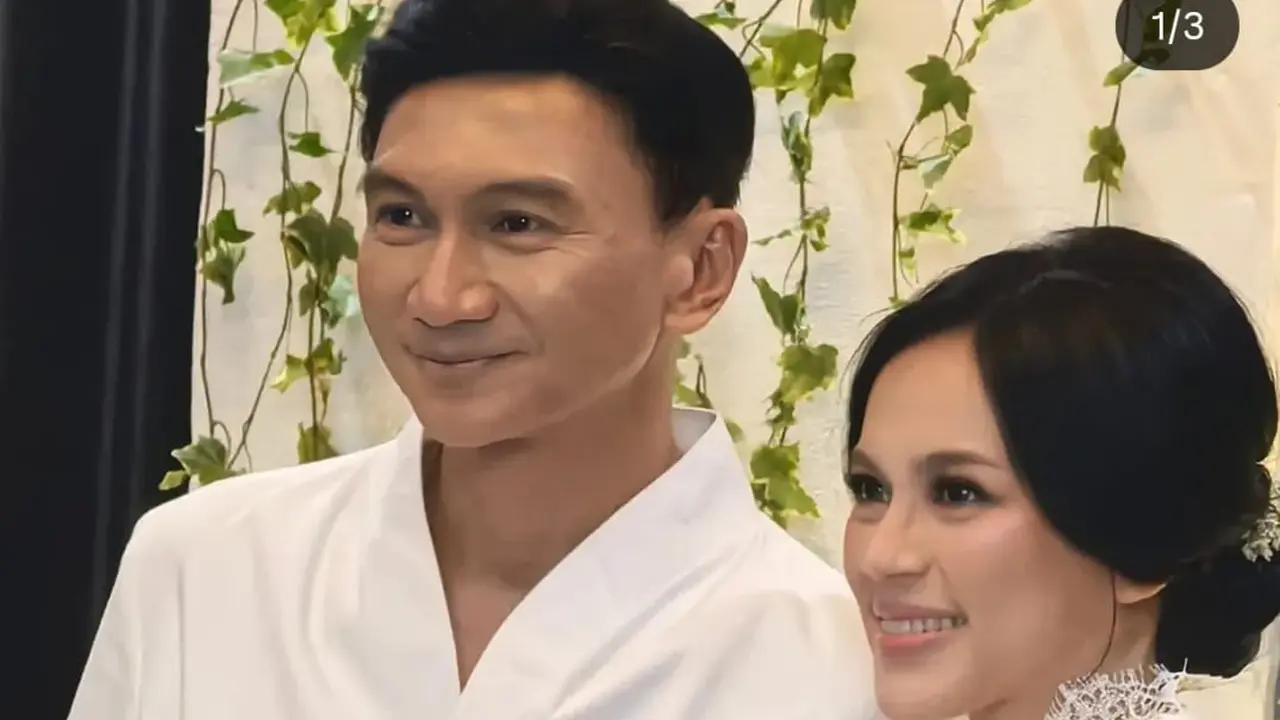 Potret pernikahan Anji dengan Dena Desy. (Instagram/ henrykurniaadhi.lbf)