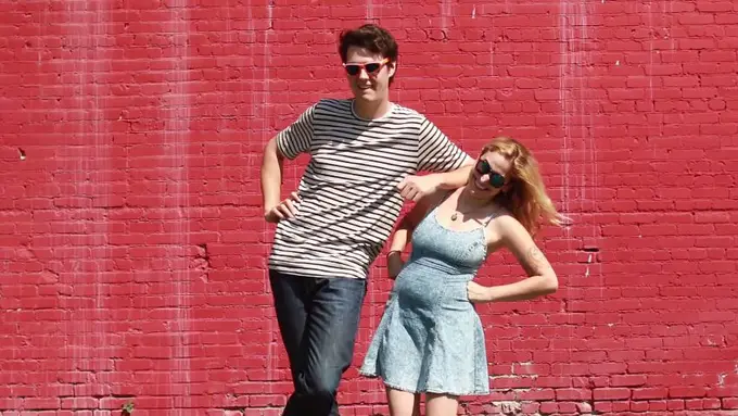 9 Hal yang Akan Terjadi Kalau Kamu Punya Pasangan Bertubuh Tinggi