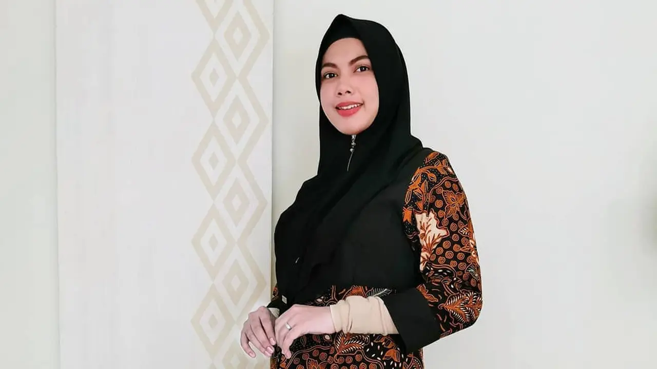 6 Potret Ghea Astrid Mantan Istri Pertama Ifan Seventeen, Bahagia Bareng Keluarga