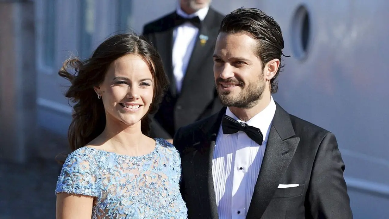 Sofia Hellqvist segera menikah dengan Pangeran Swedia Carl Philip