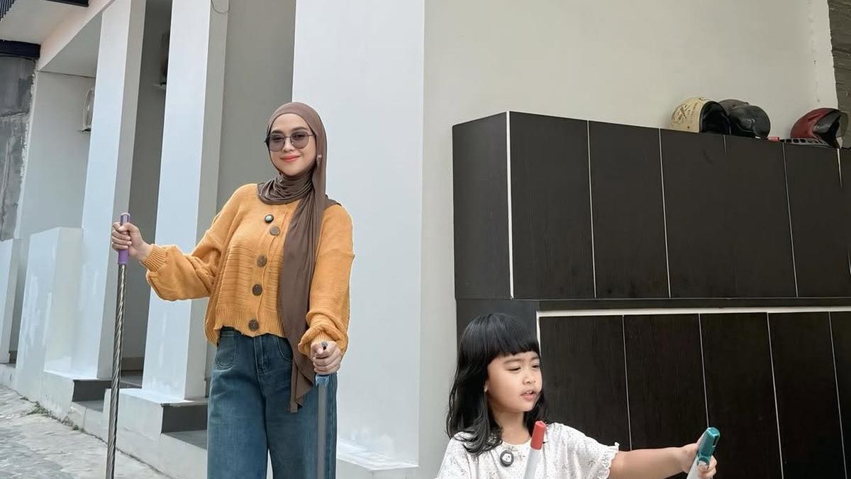 Moana Anak Ria Ricis Umur 3 Tahun Jadi Ibu Kos, Ini Potret Bangunannya