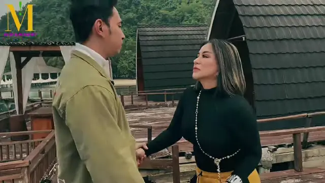 Anisa Bahar dan Edwin Bahari